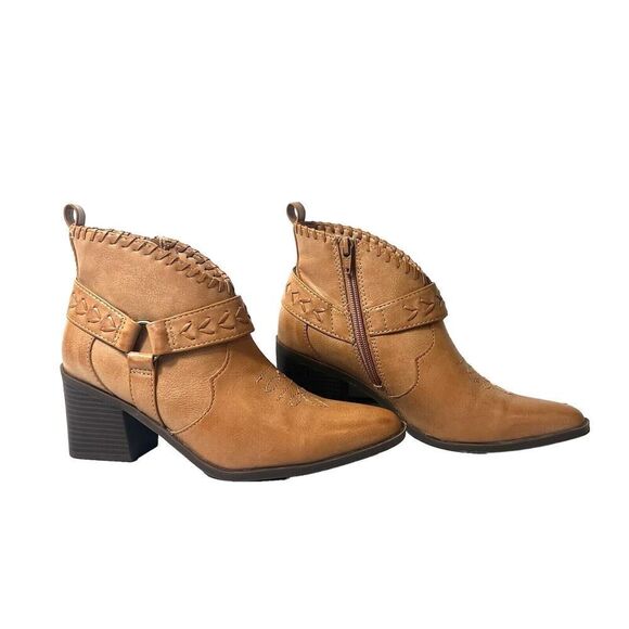 Frye and Co Womens 6M Western Bootie Ankle Boots Cognac Faux Leather Chunky Heel - Picture 1 of 9